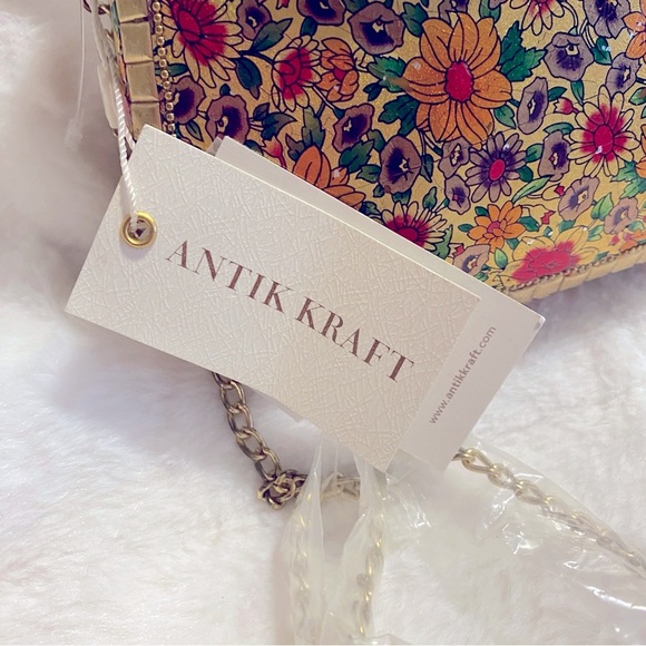 NWT ANTIK KRAFT FLORAL METAL CLUTCH/CROSSBODY PURSE - Picture 9 of 9